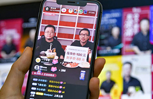 罗永浩是如何一年还债4亿的？我们算了一本账